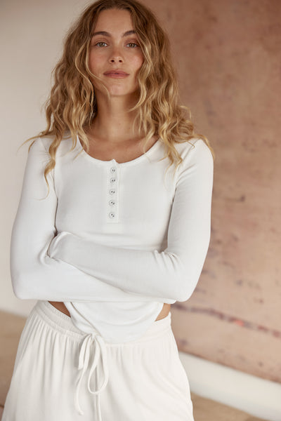 Lille Ribbed Long Sleeve Henley Top