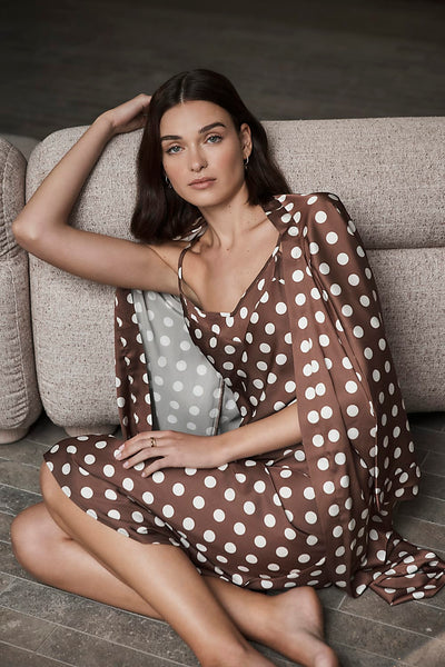 Lana Brown Spot Robe