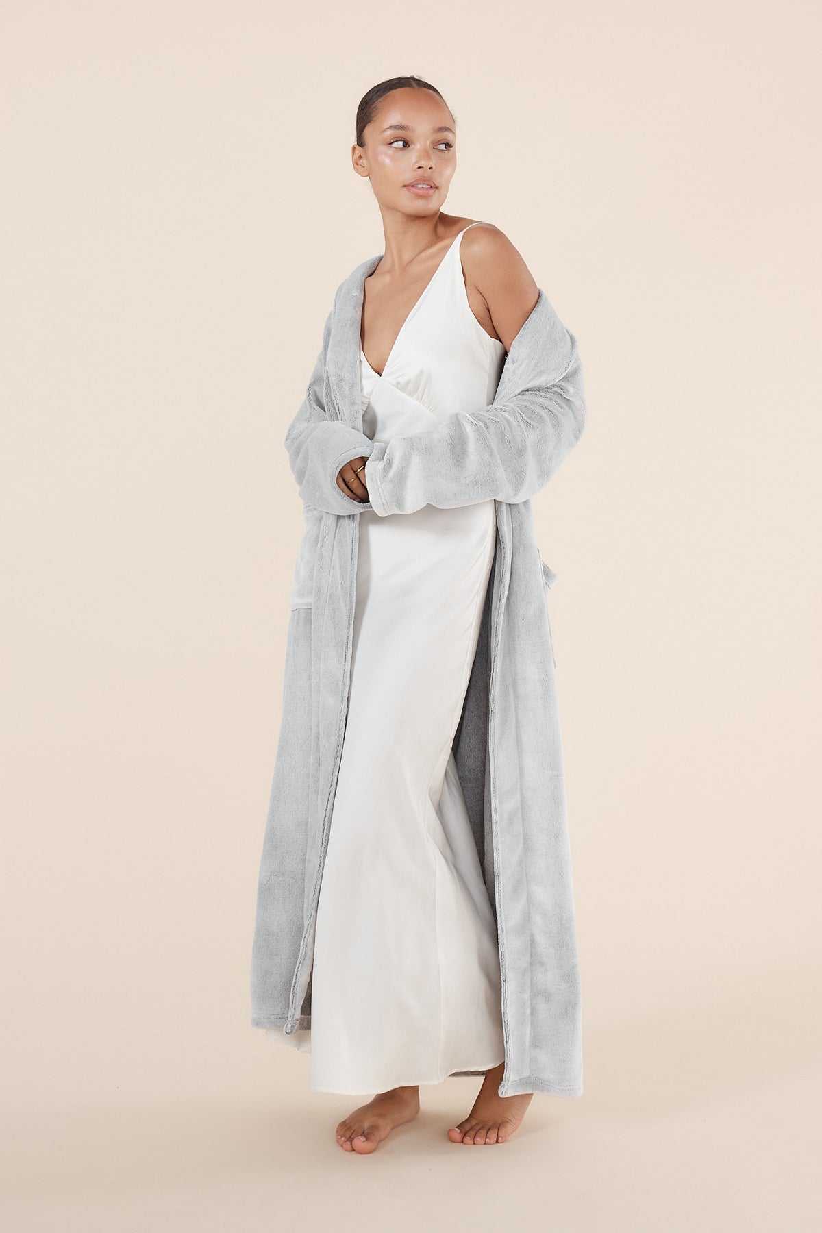 Gingerlilly Desiré Grey Long Plush Robe - Front alt