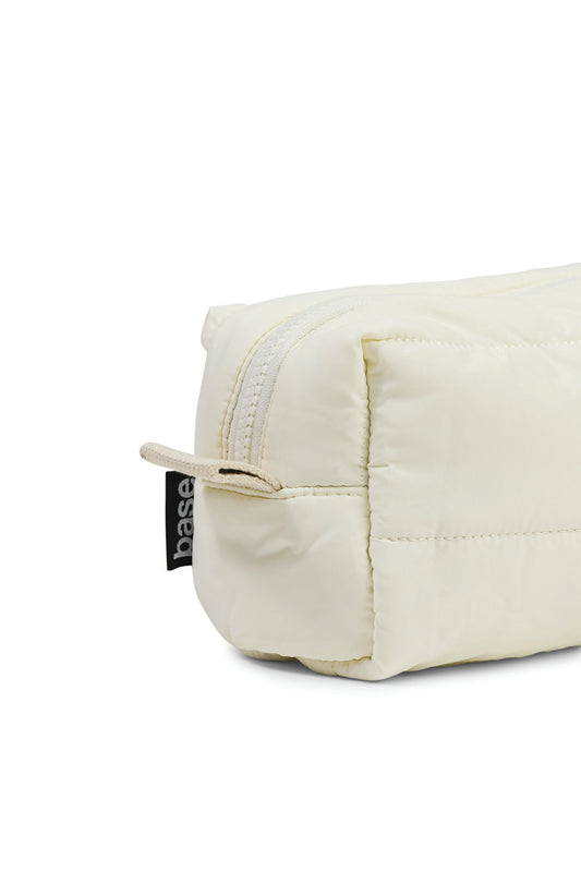 Ecru quilted zippered pouch with handle, Gingerlilly Sleepwear accessories collection