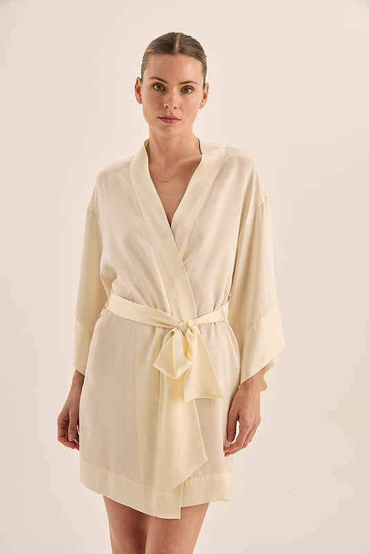 Diamond Pure Silk Ivory Short Robe - Gingerlilly Sleepwear
