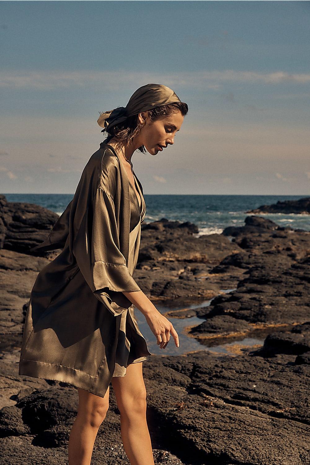 Diamond Pure Silk Olive Short Robe - Gingerlilly Sleepwear