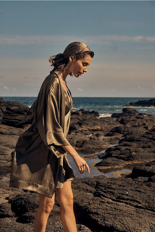 Diamond Pure Silk Olive Short Robe - Gingerlilly Sleepwear